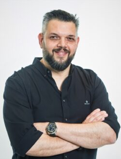 ד״ר אופיר בן ישי