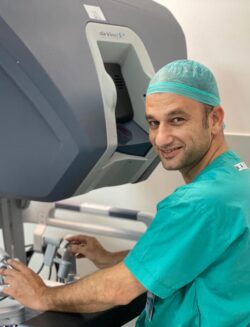 ד"ר אפרים כץ