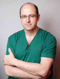 ד"ר יורי גולדיס
