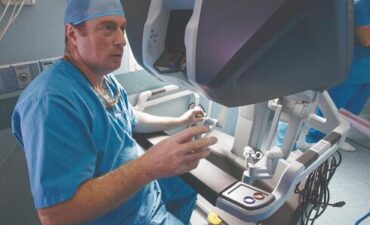 העתיד כבר כאן- שם המנתח: רובוט דה וינצ'י