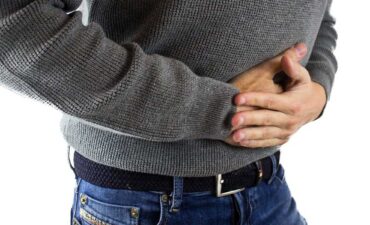 ניתוח סרטן המעי הגס באמצעות רובוט דה-וינצ'י