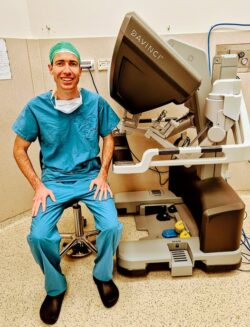 ד"ר חיים גילשטיין